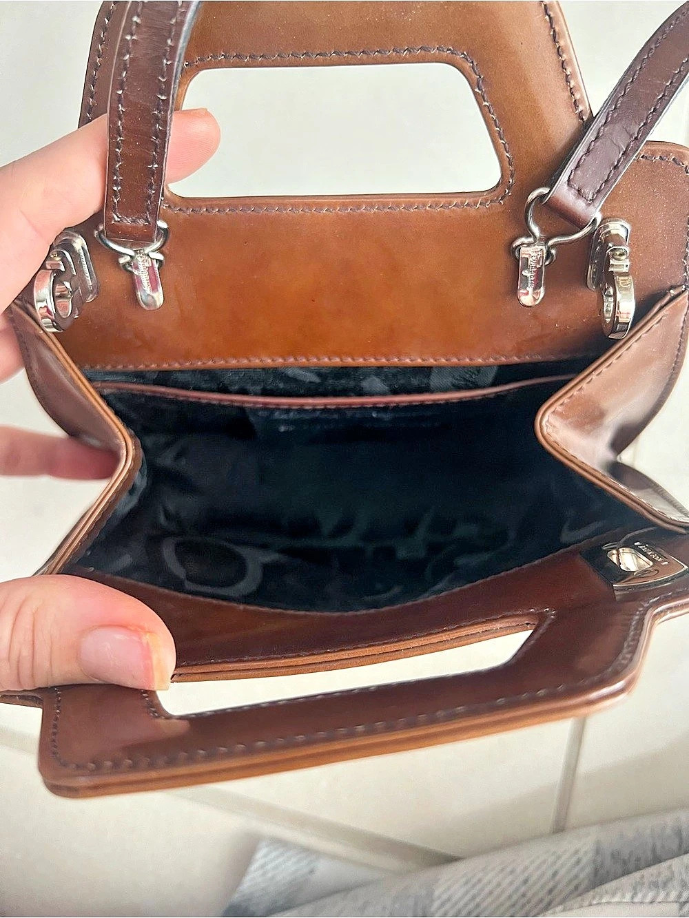 Salvatore Ferragamo Brown & Black Geometric Shoulder Bag - Picture 5 of 12